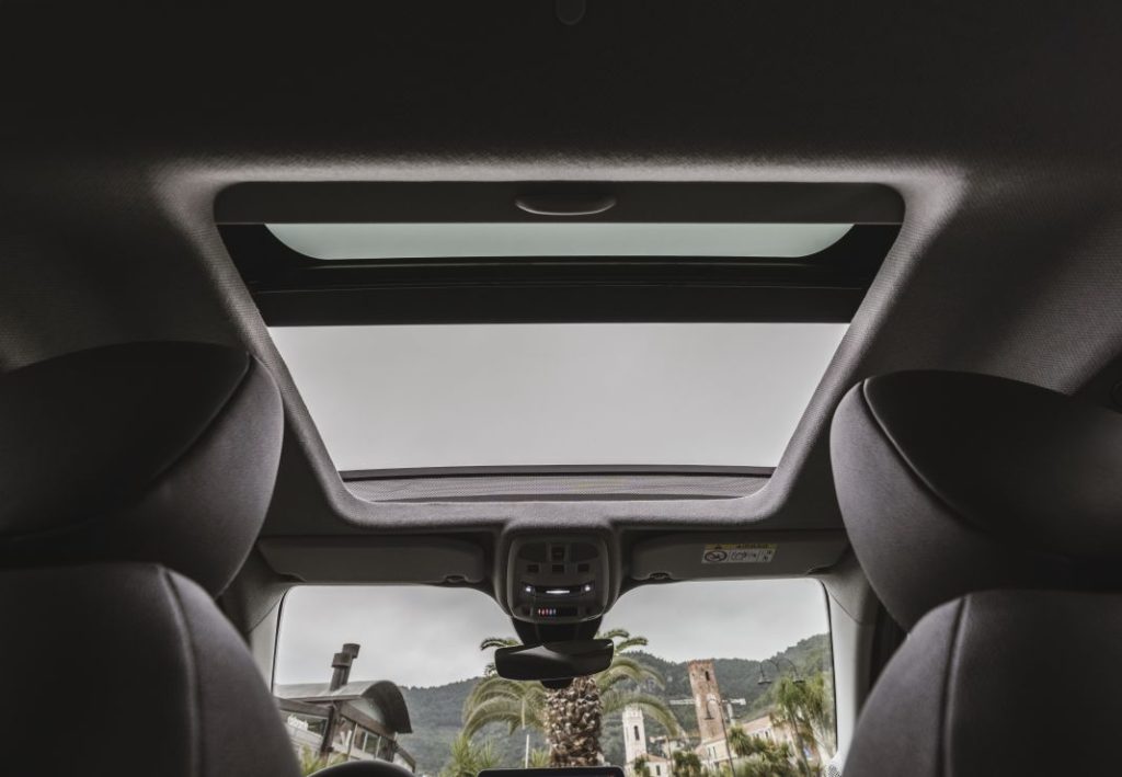 Primera prueba del Jeep Avenger e-Hybrid: ¿La mejor versión de la gama? 31 Motor16 Jeep Avenger e hybrid 13 Motor16