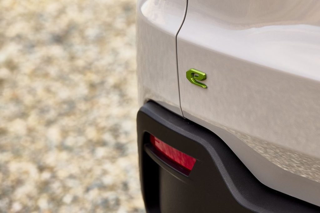 Primera prueba del Jeep Avenger e-Hybrid: ¿La mejor versión de la gama? 7 Motor16 Jeep Avenger e hybrid 37 Motor16