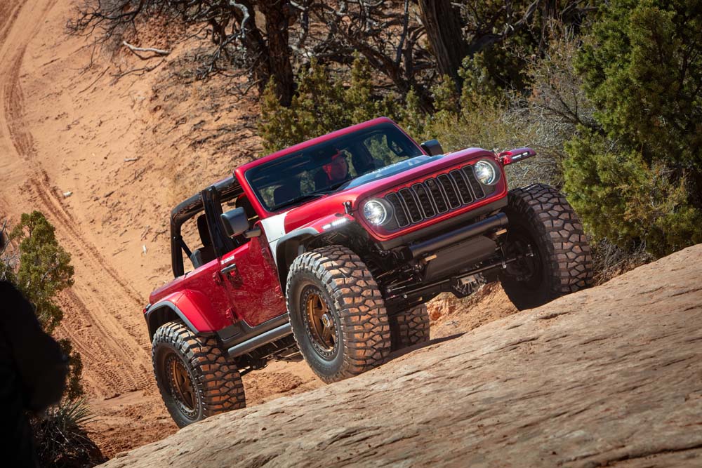 Jeep presenta sus nuevos 'juguetes' en el Easter Jeep Safari 2024 26 Motor16 Jeep Low Down Concept 4 Motor16