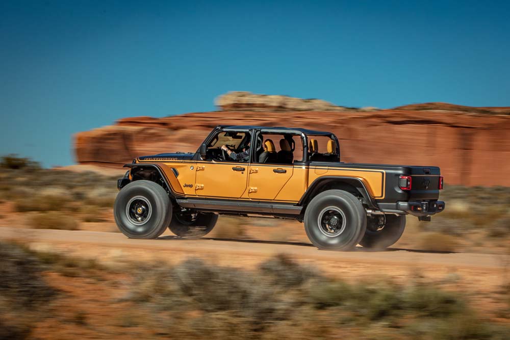 Jeep presenta sus nuevos 'juguetes' en el Easter Jeep Safari 2024 39 Motor16 Jeep® Gladiator Rubicon High Top Concept 1 Motor16