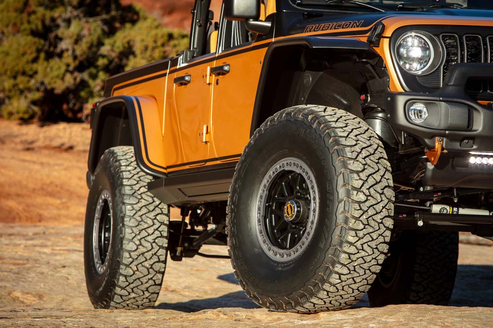 Jeep presenta sus nuevos 'juguetes' en el Easter Jeep Safari 2024 49 Motor16 Jeep® Gladiator Rubicon High Top Concept 11 Motor16
