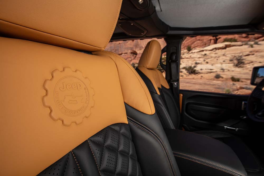 Jeep presenta sus nuevos 'juguetes' en el Easter Jeep Safari 2024 50 Motor16 Jeep® Gladiator Rubicon High Top Concept 12 Motor16