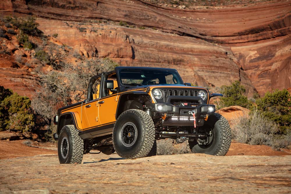 Jeep presenta sus nuevos 'juguetes' en el Easter Jeep Safari 2024 44 Motor16 Jeep® Gladiator Rubicon High Top Concept 6 Motor16