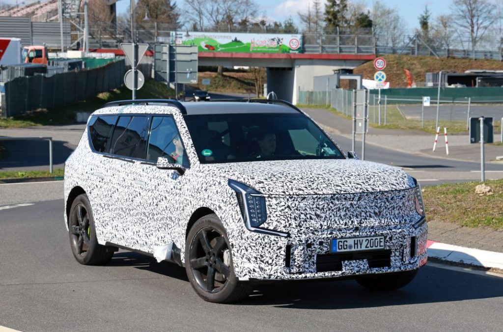 El Kia EV9 GT se pone a tono en Nürburgring 15 Motor16 Kia EV9 GT Ring 14 Motor16