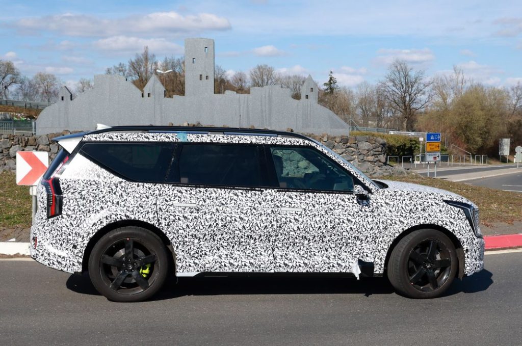 El Kia EV9 GT se pone a tono en Nürburgring 1 Motor16 Kia EV9 GT Ring 16