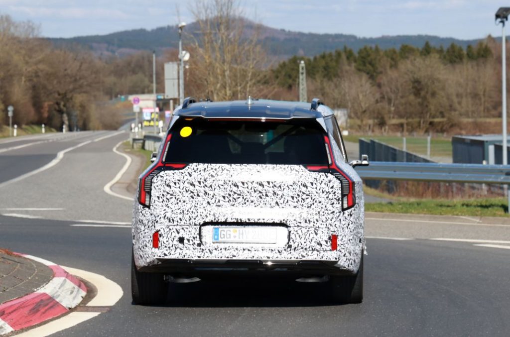 El Kia EV9 GT se pone a tono en Nürburgring 20 Motor16 Kia EV9 GT Ring 19 Motor16