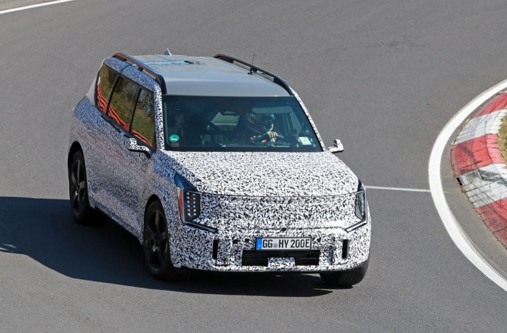 El Kia EV9 GT se pone a tono en Nürburgring 4 Motor16 Kia EV9 GT Ring 2 Motor16