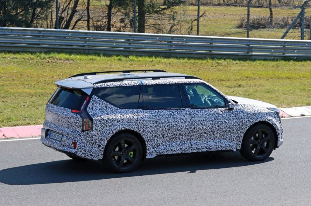 El Kia EV9 GT se pone a tono en Nürburgring 9 Motor16 Kia EV9 GT Ring 7 Motor16