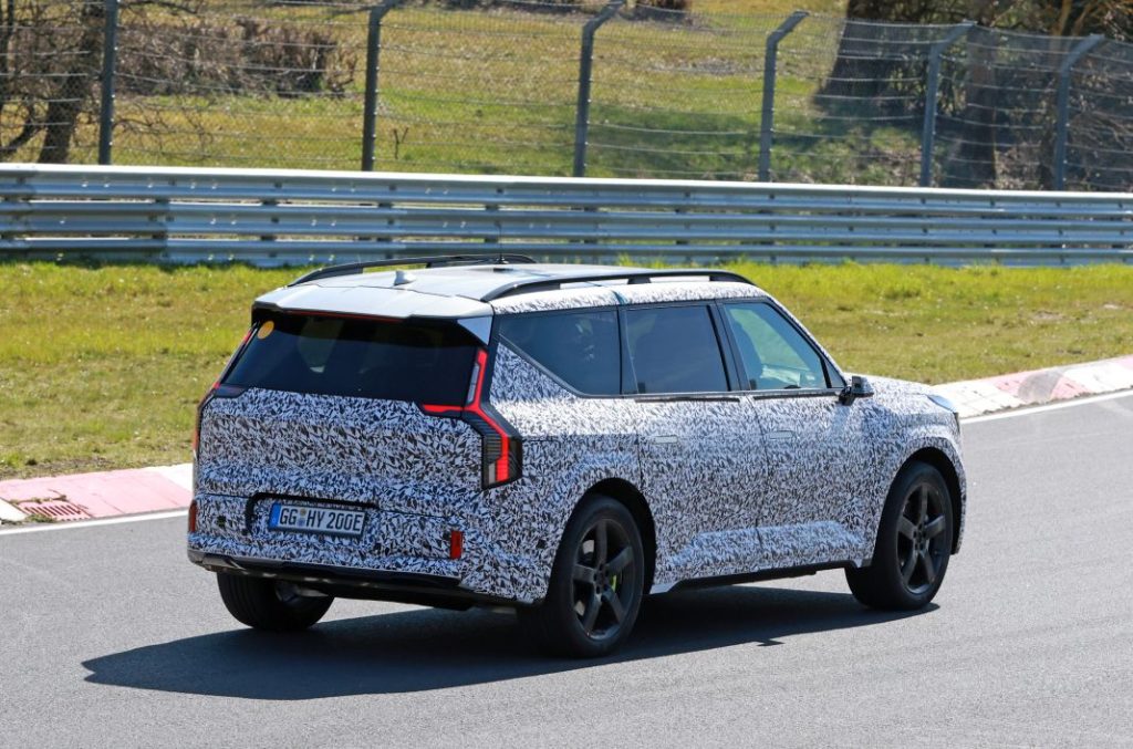 El Kia EV9 GT se pone a tono en Nürburgring 2 Motor16 Kia EV9 GT Ring 8