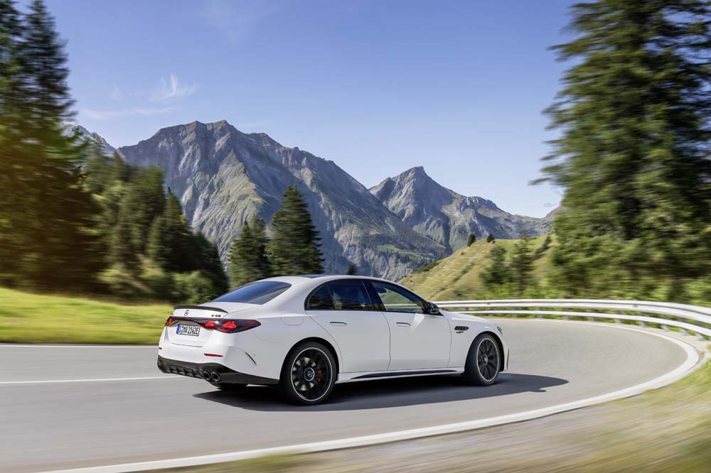 Mercedes AG E 53 Hybrid 4Matic 17 Motor16