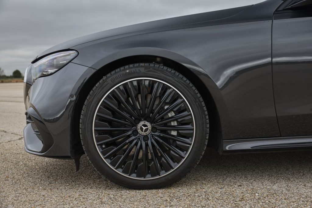 Prueba del Mercedes E 220 d: Dame más kilómetros, por favor 16 Motor16 Mercedes E 220 d Berlina 2024 14 Motor16