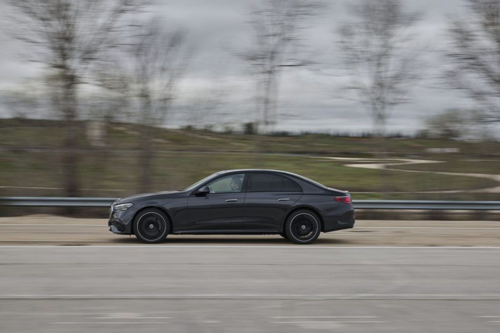 Prueba del Mercedes E 220 d: Dame más kilómetros, por favor 1 Motor16 Mercedes E 220 d Berlina 2024 prueba