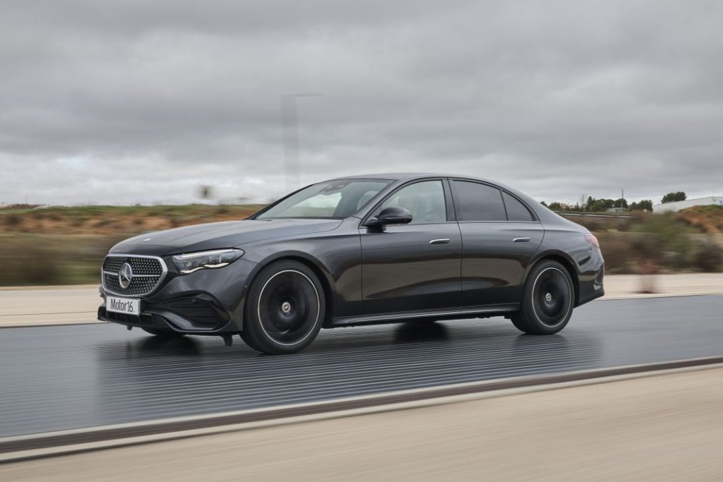 Prueba del Mercedes E 220 d: Dame más kilómetros, por favor 8 Motor16 Mercedes E 220 d Berlina 2024 2 Motor16