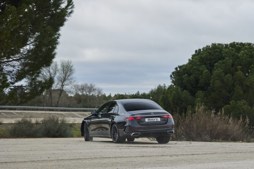 Prueba del Mercedes E 220 d: Dame más kilómetros, por favor 13 Motor16 Mercedes E 220 d Berlina 2024 21 Motor16