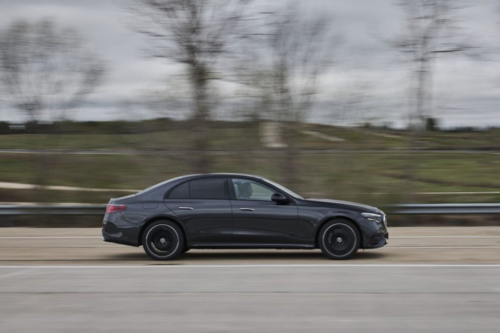 Prueba del Mercedes E 220 d: Dame más kilómetros, por favor 11 Motor16 Mercedes E 220 d Berlina 2024 22 Motor16