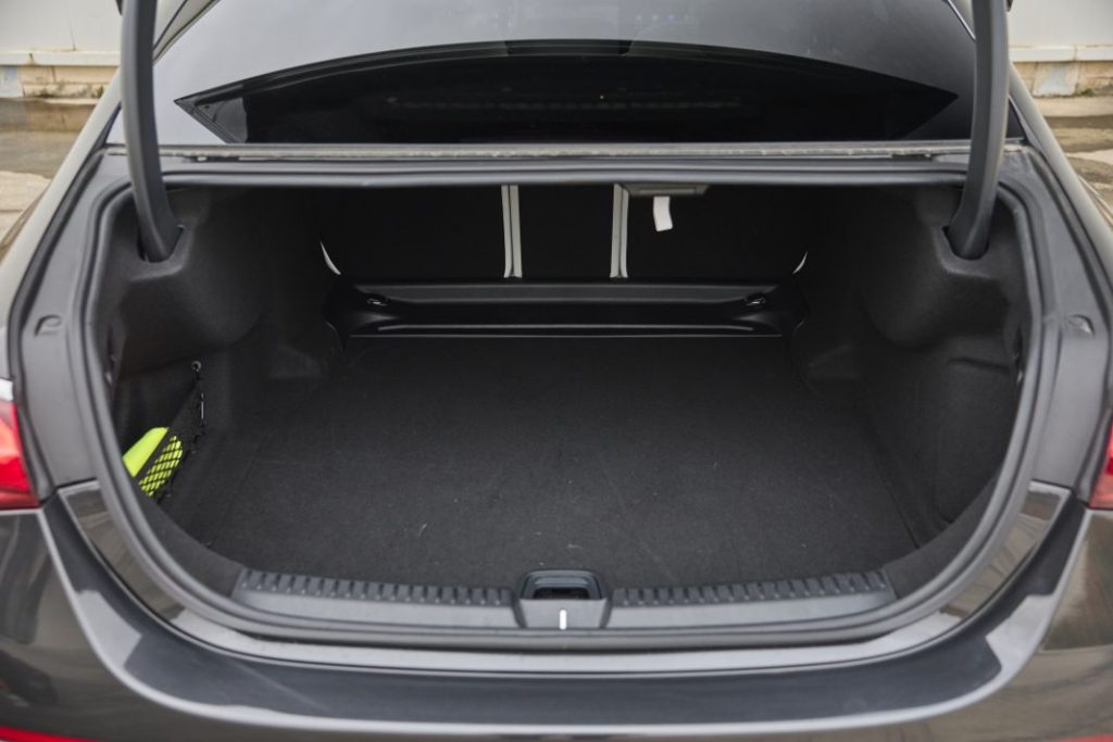 Prueba del Mercedes E 220 d: Dame más kilómetros, por favor 28 Motor16 Mercedes E 220 d Berlina 2024 23 Motor16