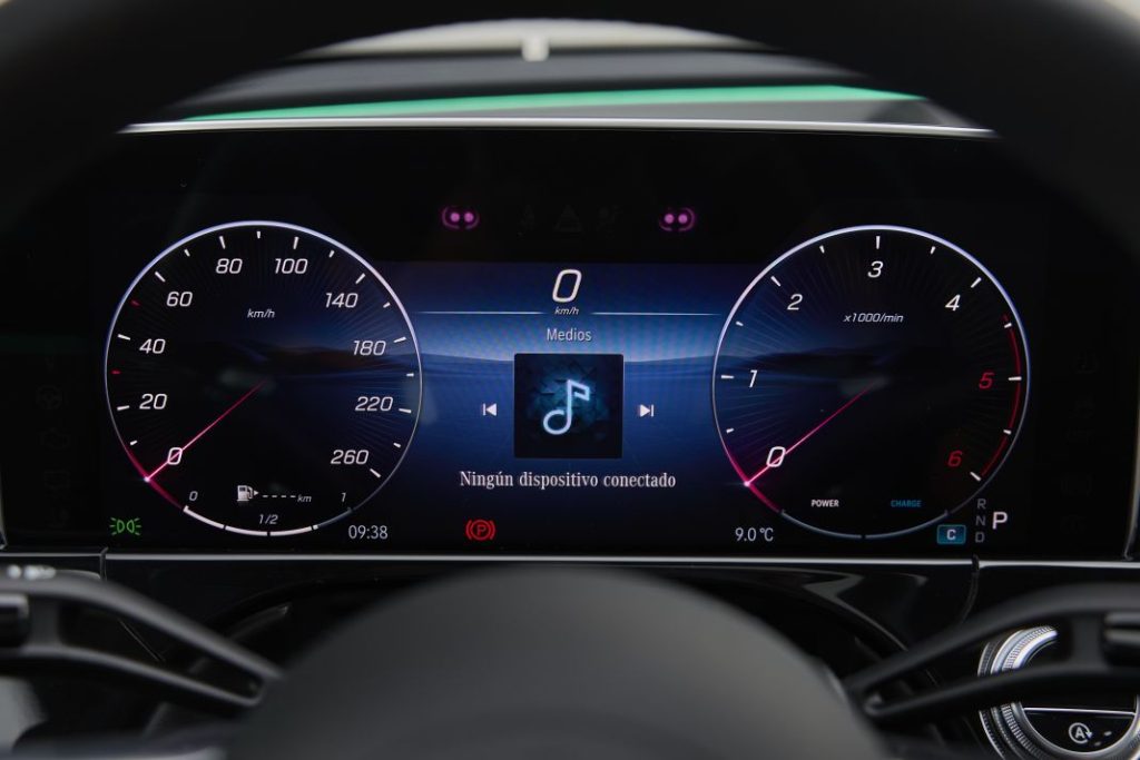 Prueba del Mercedes E 220 d: Dame más kilómetros, por favor 24 Motor16 Mercedes E 220 d Berlina 2024 7 Motor16