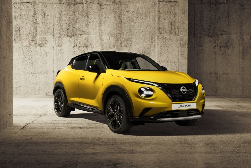 Nissan juke icon hybrid 2024 amarillo 1 Motor16