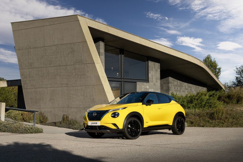 Nissan juke icon hybrid 2024 amarillo 20 Motor16