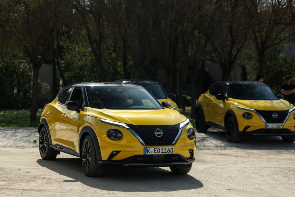 Nissan juke icon hybrid 2024 amarillo 51 Motor16