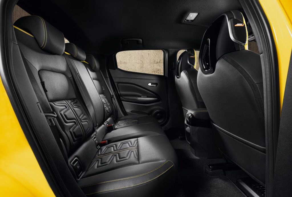 Nissan juke icon hybrid 2024 amarillo 68 Motor16