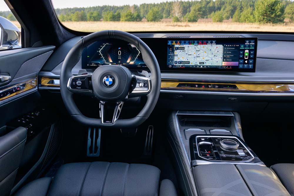 El curso especial de BMW que te convertirá en Bond, James Bond 27 Motor16 P90543786 highRes Motor16