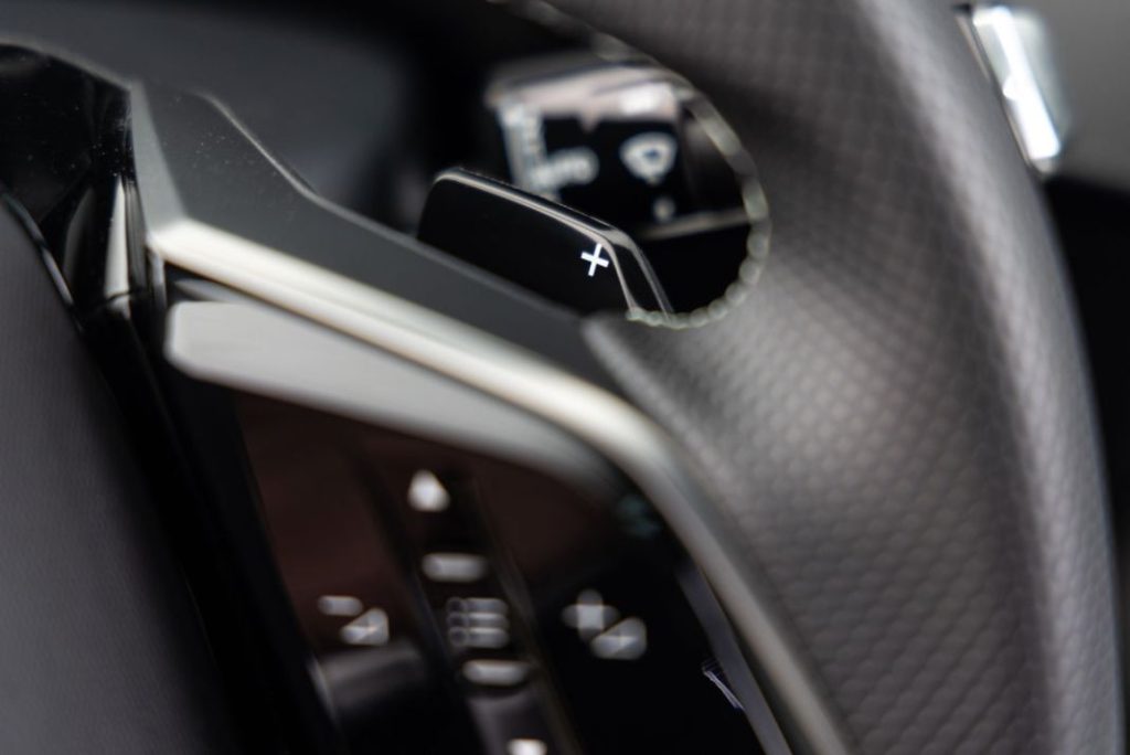 Las 10 claves con las que el Peugeot E-3008 quiere triunfar 3 Motor16 PEUGEOT E3008TESTDRIVE 2402TC061 Motor16