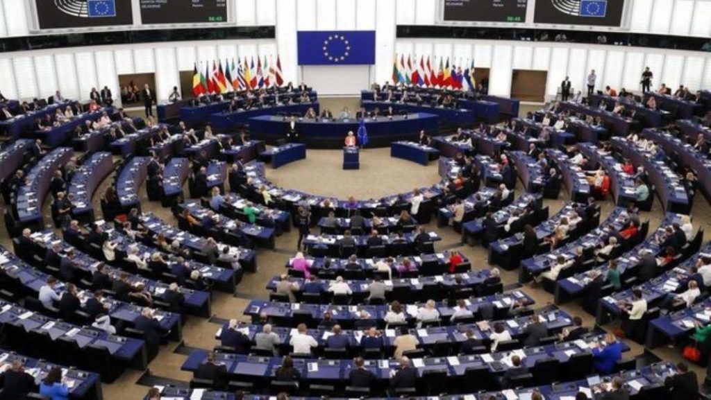Euro7: el Parlamento Europeo aprueba reducir las emisiones del transporte por carretera 1 Motor16 Parlamento Europeo Euro exigencias emisiones 1811528842 940789 660x372 Motor16