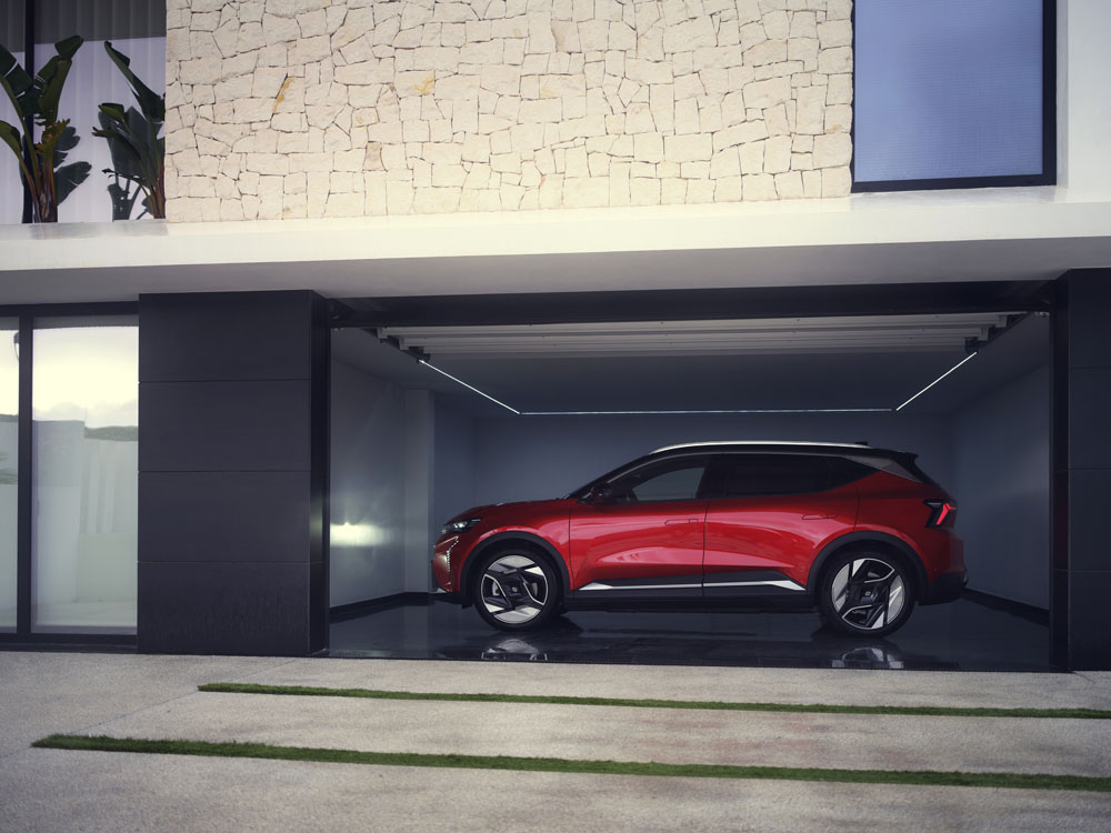 La dura alineación de rivales que se va a encontrar el nuevo Renault Scenic 1 Motor16 RENAULT SCENIC E TECH 39 Motor16