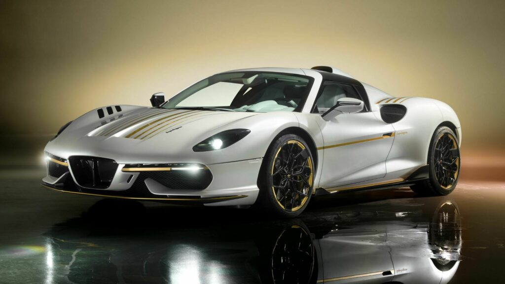 Touring Superleggera Arese RH95 Vento DOro 1s 1024x576 1 Motor16