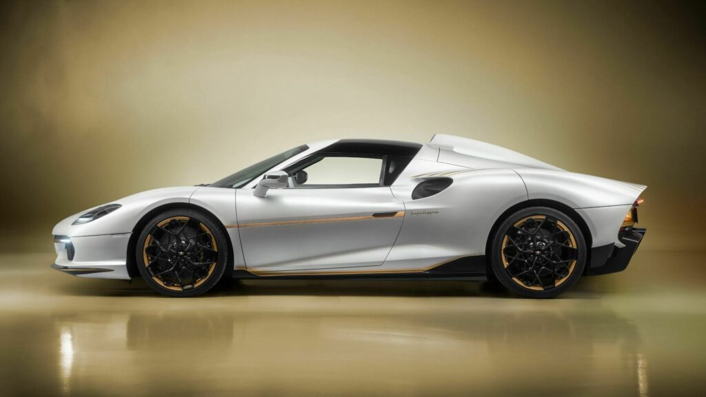 Touring Superleggera Arese RH95 Vento DOro 6s 1024x576 1 Motor16