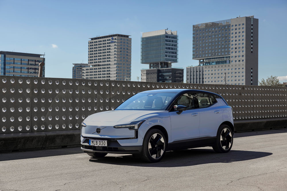 Fiat 600e La Prima: Probamos un SUV a la moda y por partida doble 8 Motor16 VOLVO EX30 31 Motor16