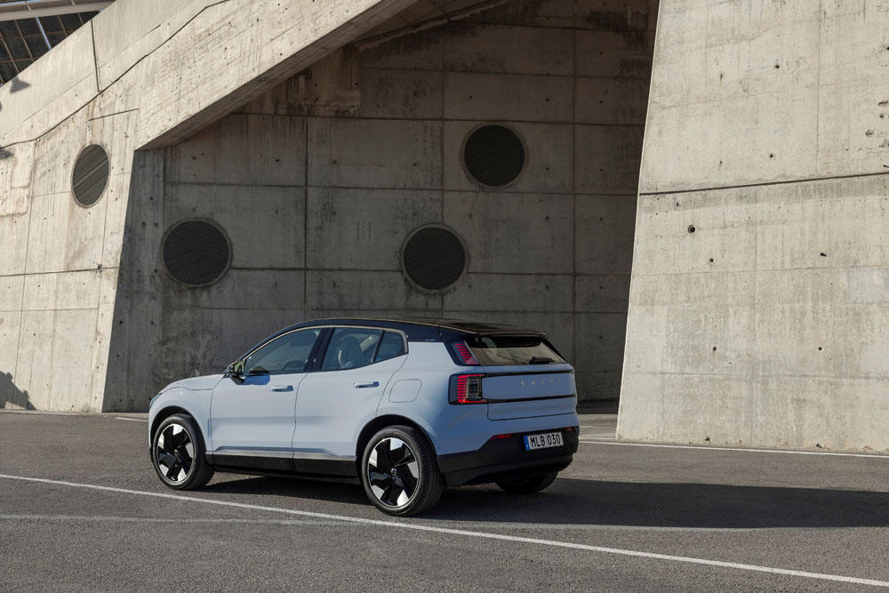 Volvo se lanza a un territorio nuevo con el EX30. Estos serán sus rivales 2 Motor16 VOLVO EX30 32 Motor16