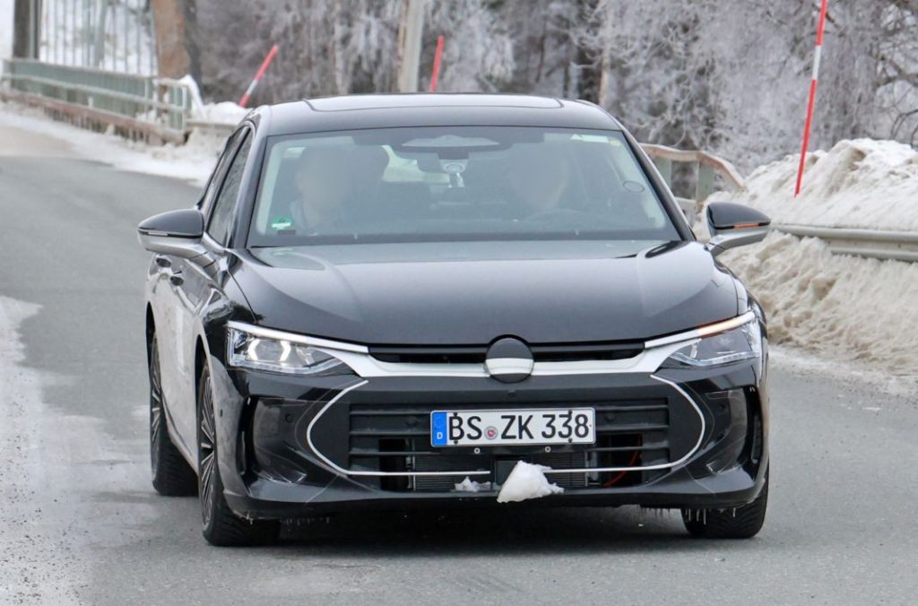 El Volkswagen Jetta 2025 crece para hace olvidar al Passat berlina 3 Motor16 VW Jetta 1 Motor16