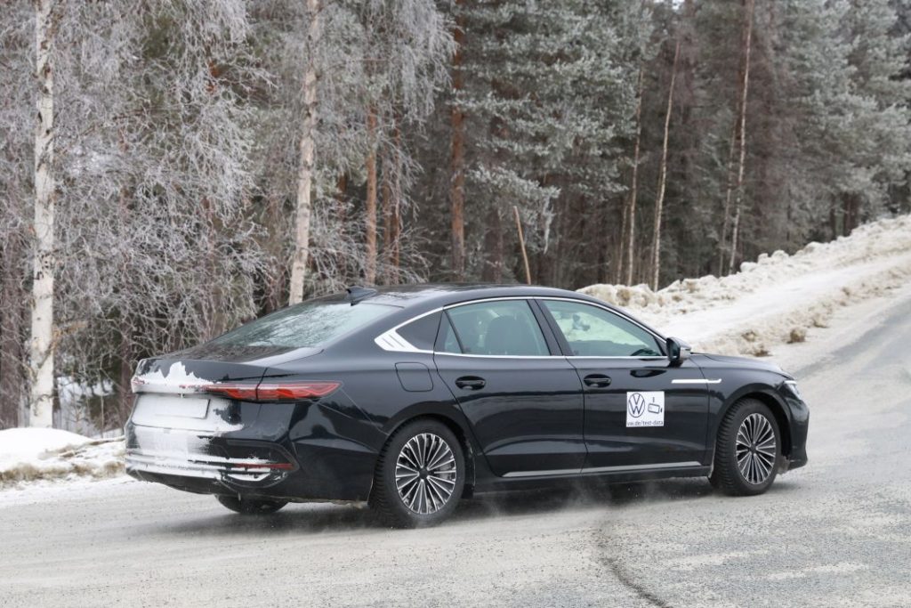 El Volkswagen Jetta 2025 crece para hace olvidar al Passat berlina 12 Motor16 VW Jetta 10 Motor16