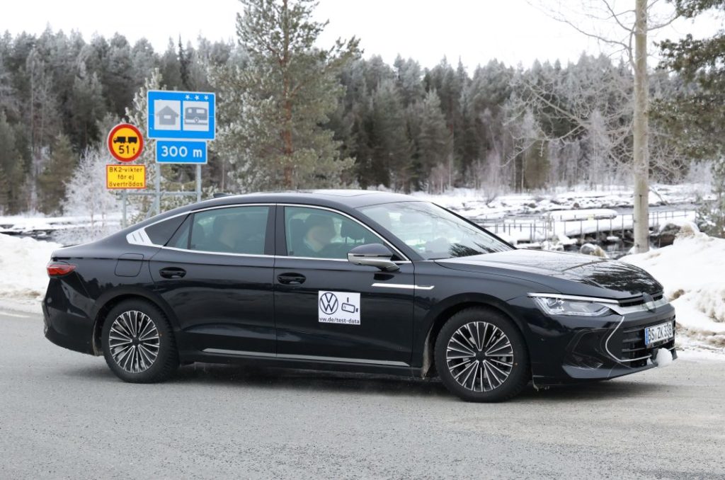 El Volkswagen Jetta 2025 crece para hace olvidar al Passat berlina 9 Motor16 VW Jetta 7 Motor16