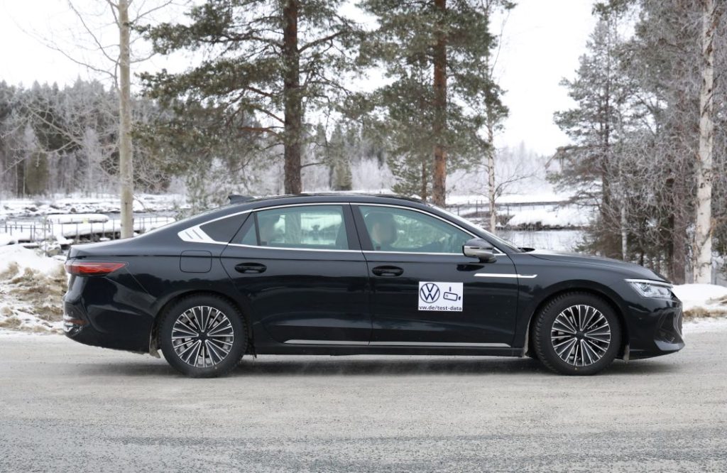 El Volkswagen Jetta 2025 crece para hace olvidar al Passat berlina 1 Motor16 Volkswagen Jetta 2025