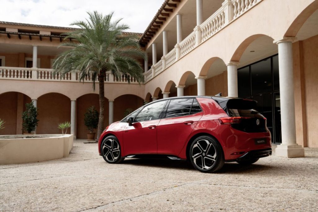 Volkswagen ID.3 GTX. Hasta 326 CV de disfrute 100 % eléctrico 8 Motor16 Volkswagen ID.3 GTX 2024 6 Motor16