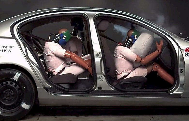 ¿Son peligrosos los airbags o puedo estar tranquilo en caso de accidente? 196 Motor16 airbags accidente Motor16