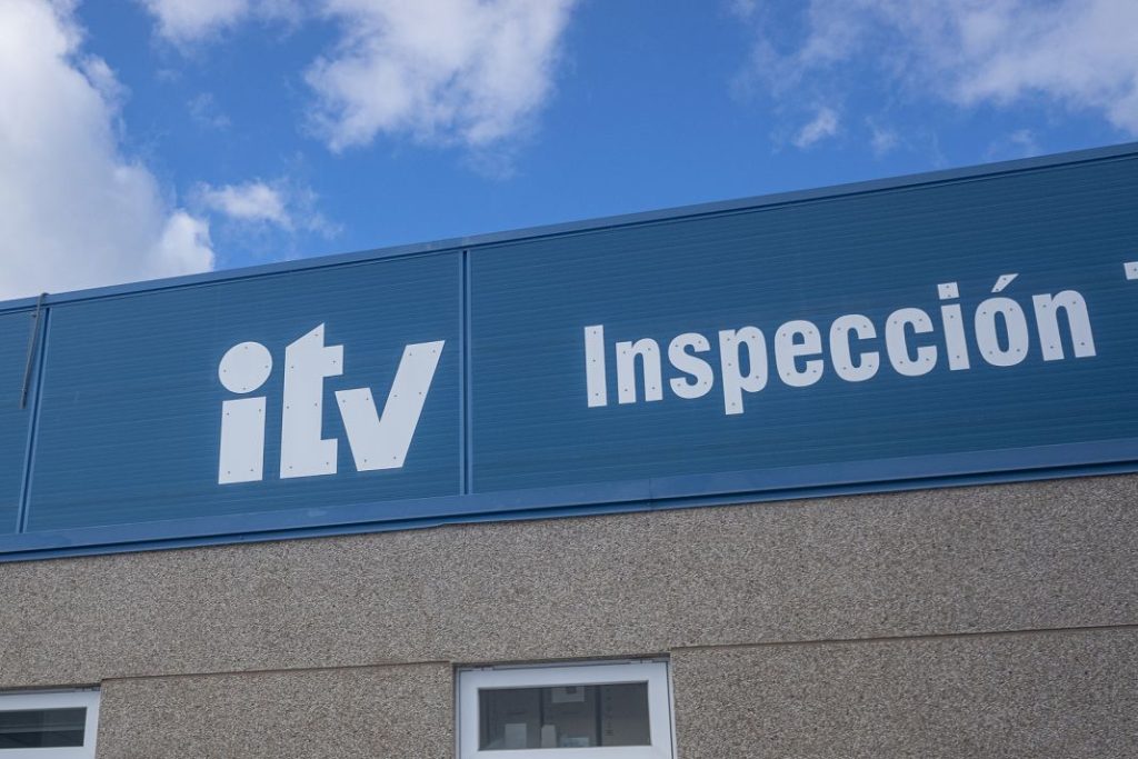 La banda de las 'ITV fake': El aviso que la Guardia Civil hace a todo conductor 169 Motor16 investigando