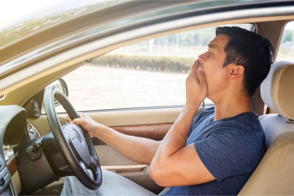 La DGT alerta sobre los problemas que vas a tener al quitarte una hora de sueño 76 Motor16 sueño