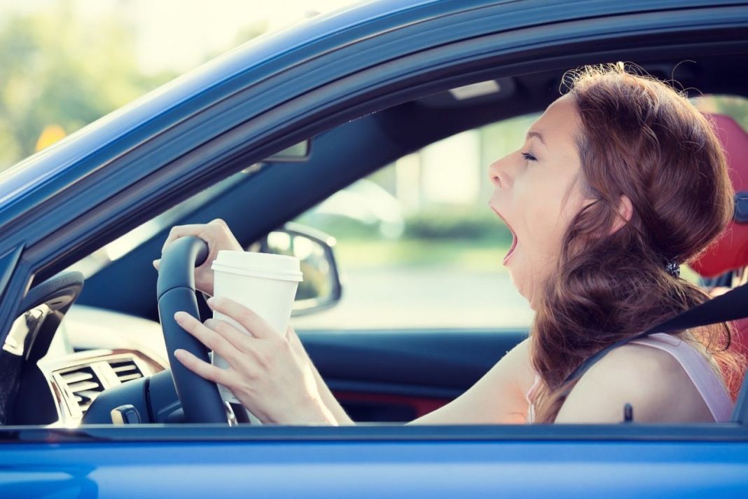 3 tips que la DGT quiere que pongas en práctica si te entra sueño mientras conduces 3 Motor16 TÉCNICAS PARA MANTENER LA MENTE EN ALERTA