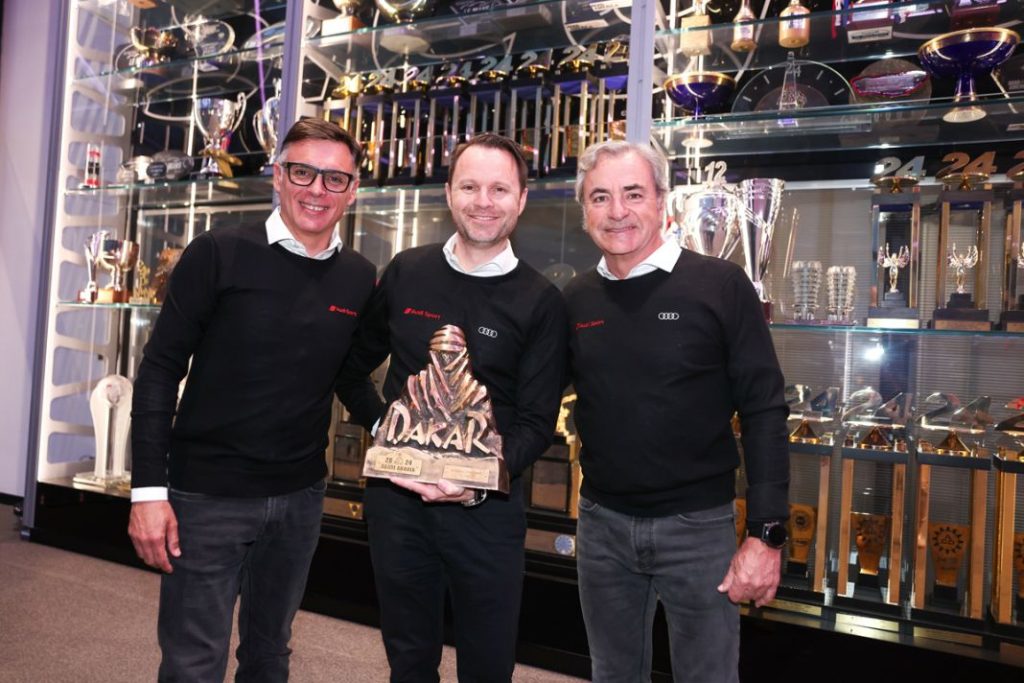 ganadores Rally Dakar Audi visita fabrica13 Motor16