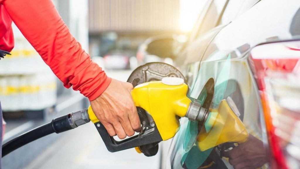 7 trucos que la DGT te da para que ahorres hasta 500 euros en gasolina 46 Motor16 recomendaciones