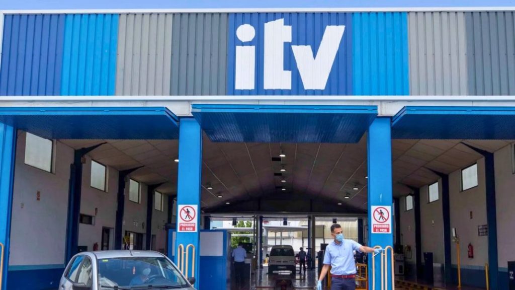 Así es la ITV que tiene que superar una autocaravana 5 Motor16 itv revision coche espana Motor16