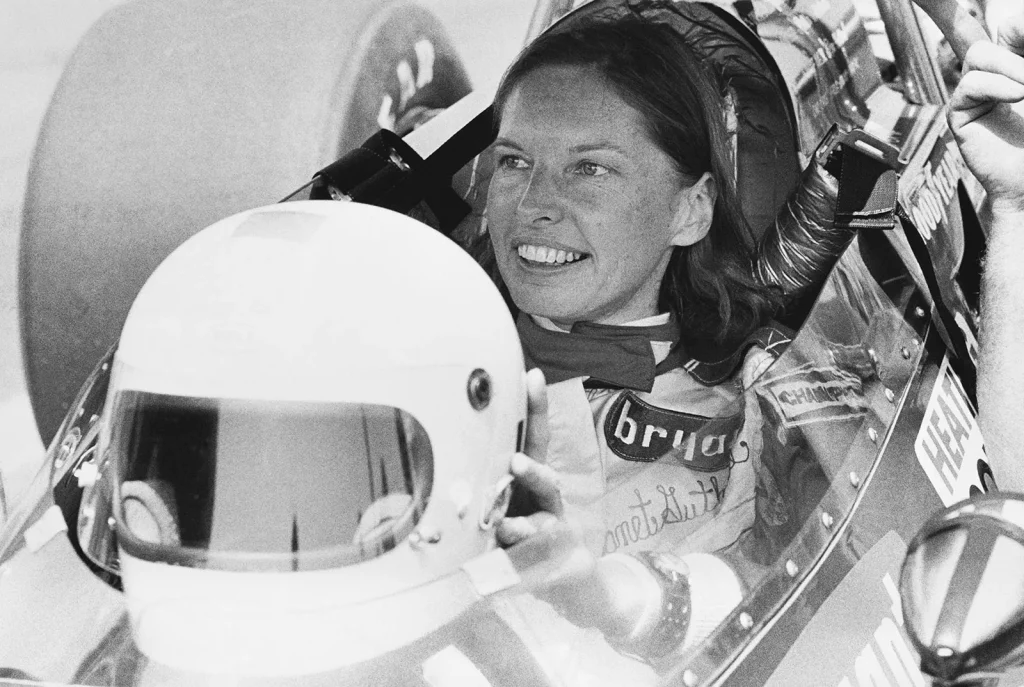 Día de la Mujer: la lista de mejores pilotos de la historia 26 Motor16 janet guthrie Motor16