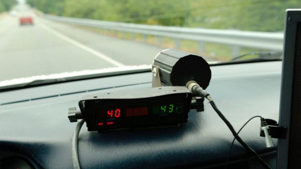 Este es el mejor avisador de radares para tu móvil: Y por eso la DGT te va a decir que no lo uses 126 Motor16 DGT