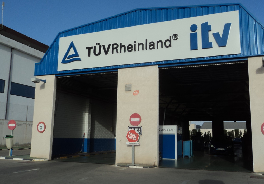 La banda de las 'ITV fake': El aviso que la Guardia Civil hace a todo conductor 171 Motor16 peligro