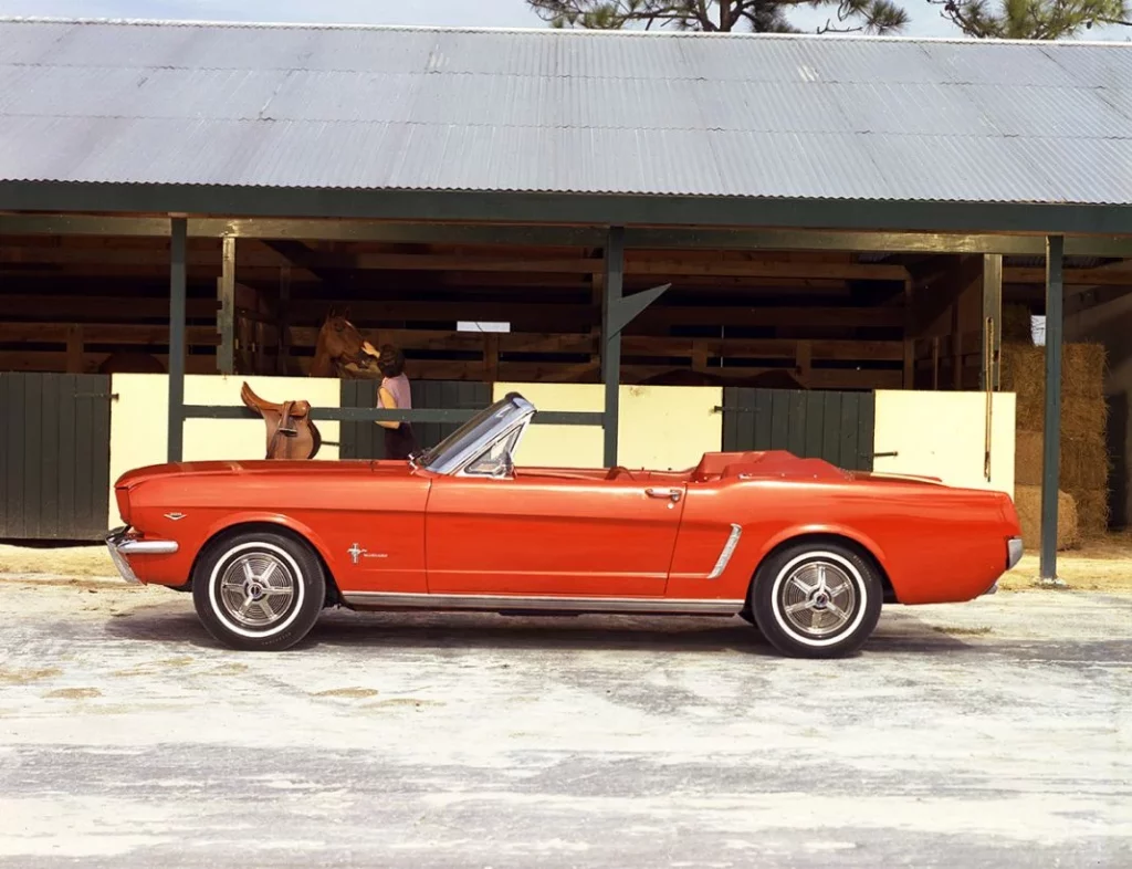 1965 Ford Mustang 02 Motor16