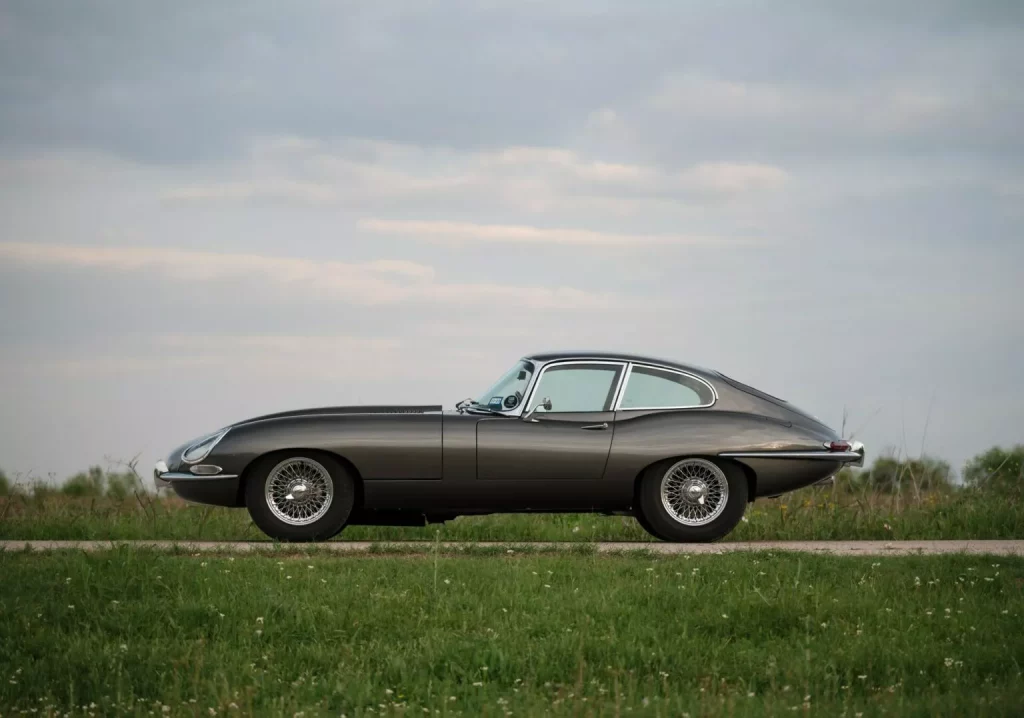 Este bello Jaguar E-Type funciona a pilas 14 Motor16 1975 Jaguar E Type EV Moment 10 Motor16